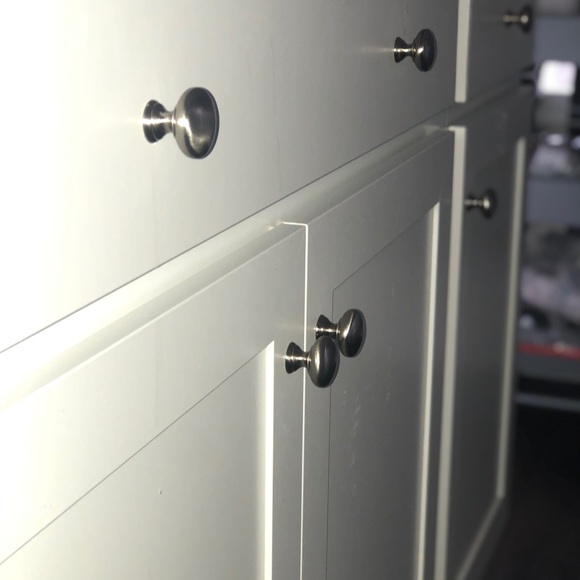 Cabinet knobs - Picture 4 of 5